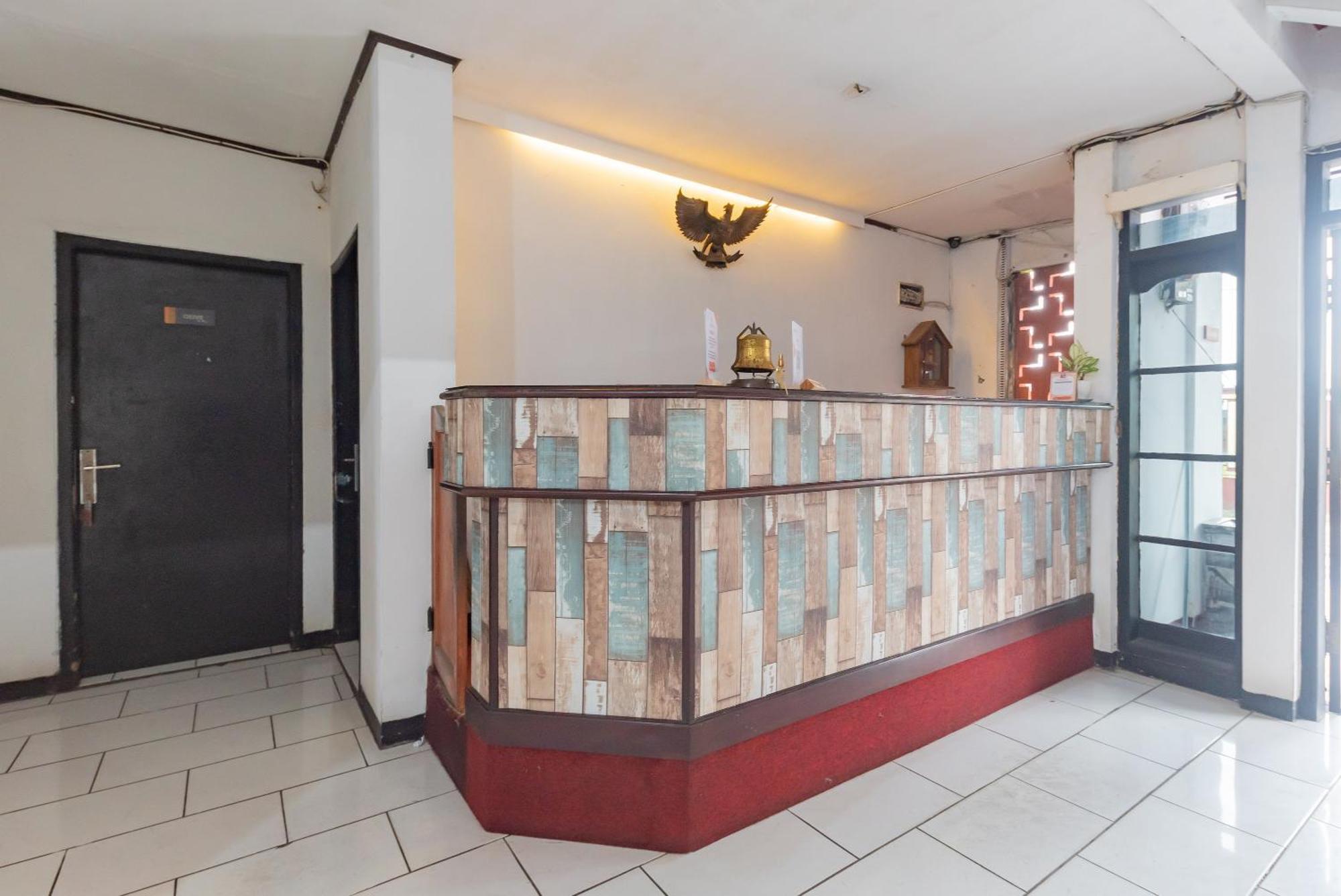 Reddoorz Near Taman Kota Lapang Merdeka Sukabumi Exterior photo